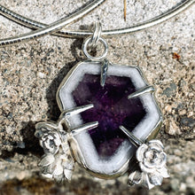 Load image into Gallery viewer, Flower Necklace #1