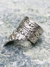 Load image into Gallery viewer, Boho Gold Ring #1
